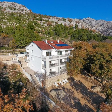 Apartmani Villa Paulo スタリグラード エクステリア 写真
