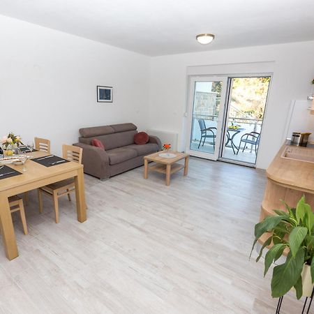 Apartmani Villa Paulo スタリグラード 部屋 写真