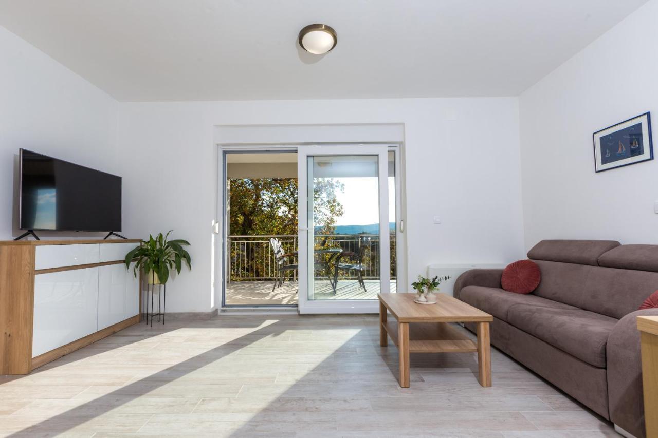 Apartmani Villa Paulo スタリグラード エクステリア 写真
