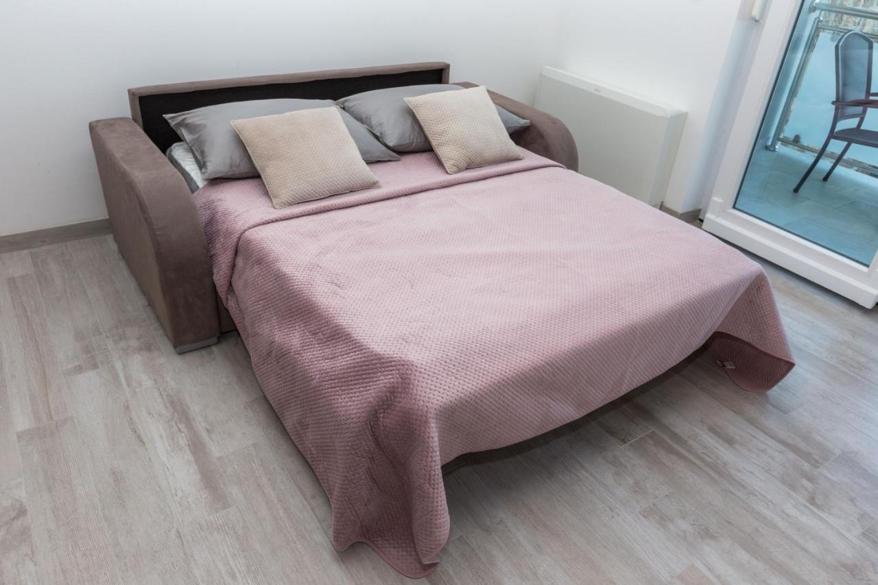 Apartmani Villa Paulo スタリグラード エクステリア 写真
