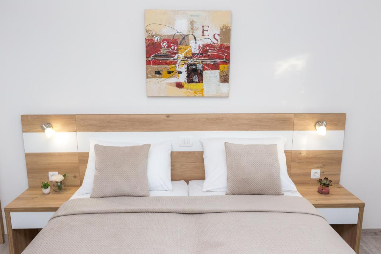 Apartmani Villa Paulo スタリグラード エクステリア 写真
