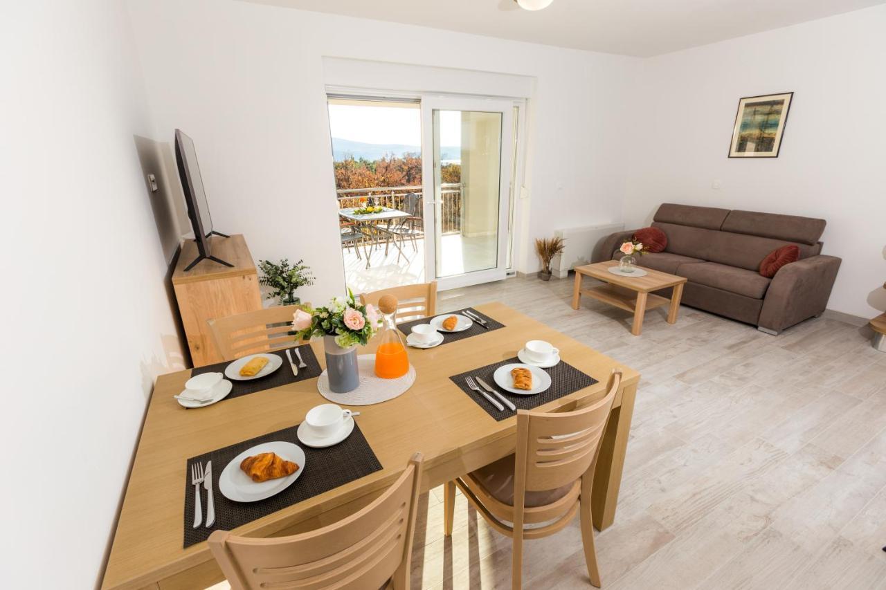 Apartmani Villa Paulo スタリグラード エクステリア 写真